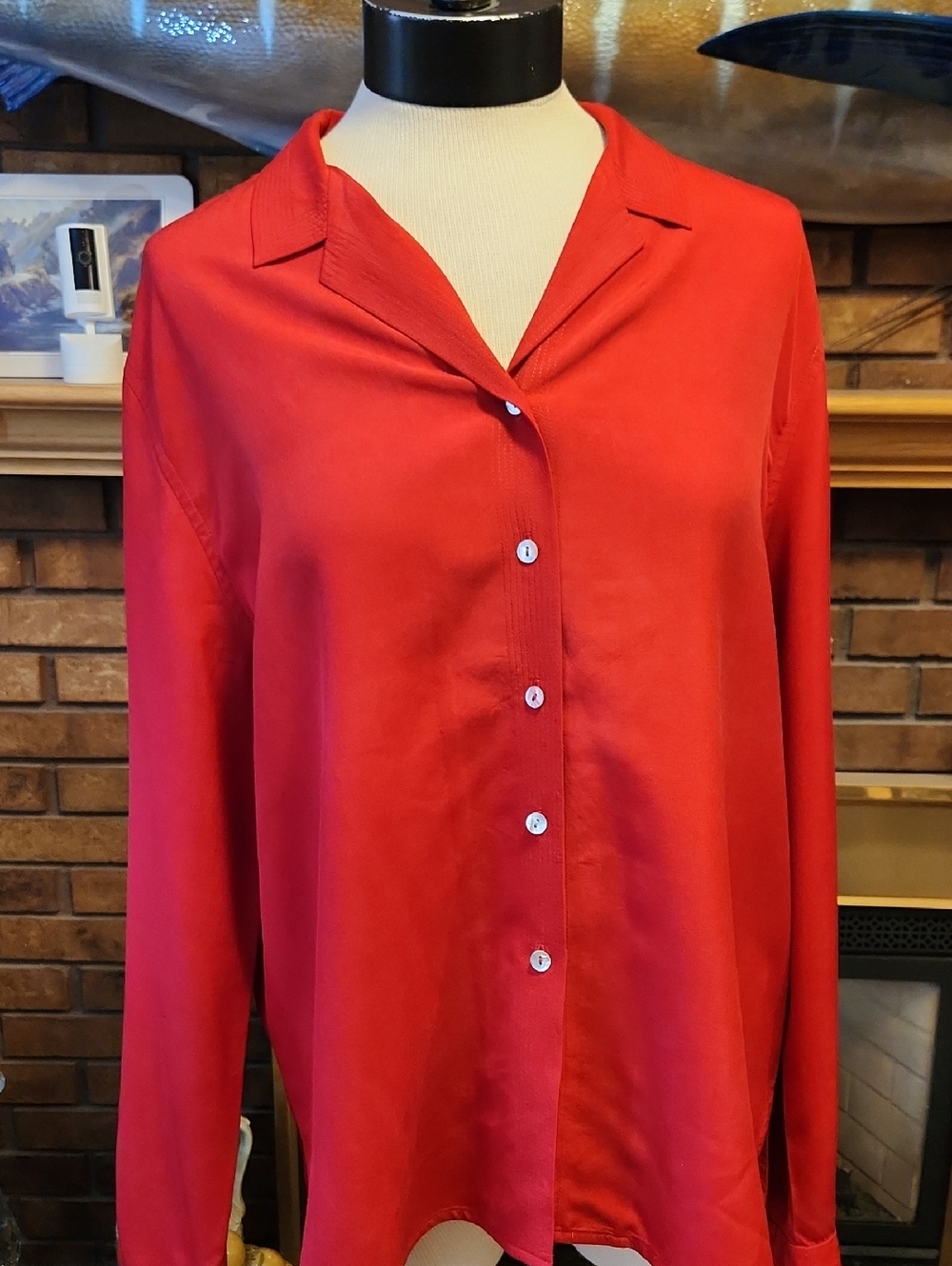 Liz Claiborne Collection 100% Silk Red Button-Down Women's Shirt Size 14 Soft